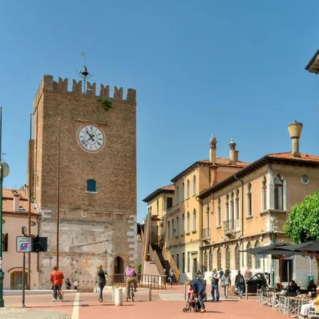 Lovely In Near Town Centre Venedik